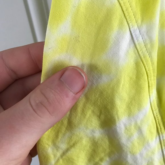 Lululemon All Yours Women's Yellow Tee 100% Cotton short sleeve - Picture 3 of 5